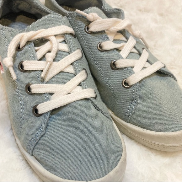 Jellypop Floral Chambray Blue Sneakers Size 7.5 - Picture 3 of 8